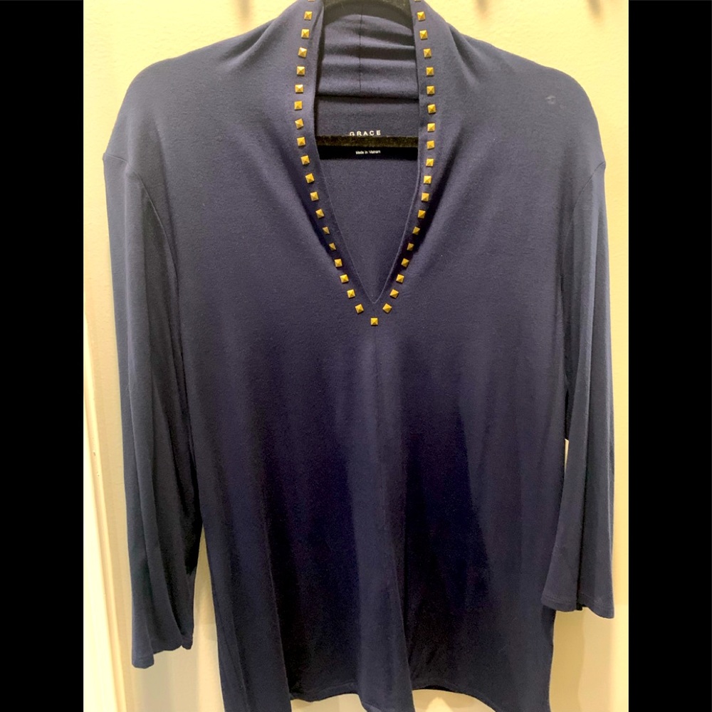 Navy blue Tunic in XL with brass rivet neckline and long sleeves.